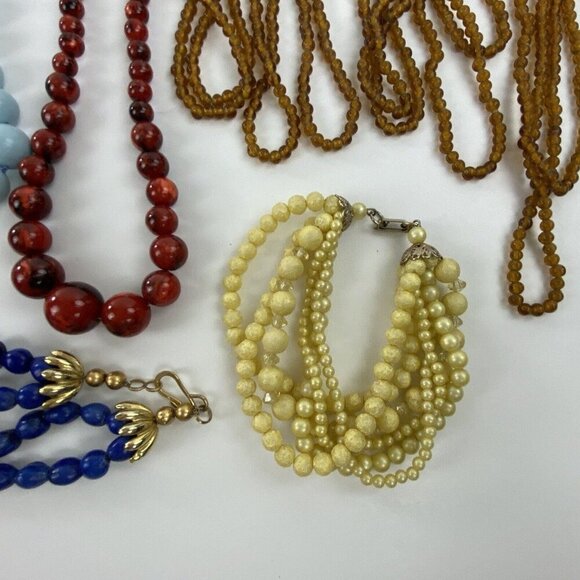 Vintage Costume Jewelry Lot 80's Jewelry 20 Necklaces 1 Pair Clip On Earrings - Picture 6 of 10